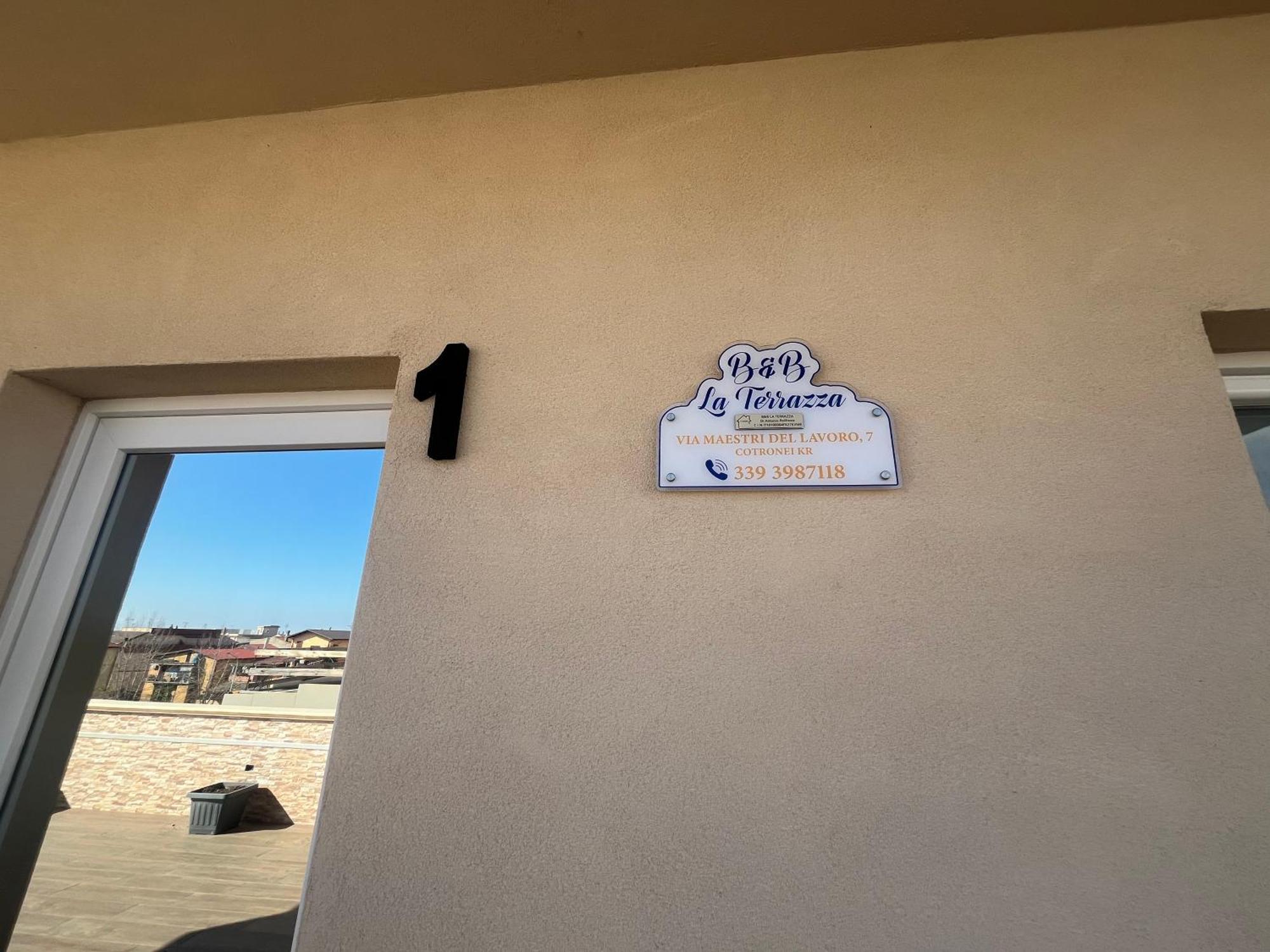 B&B La Terrazza Polifrone Cotronei Exterior foto